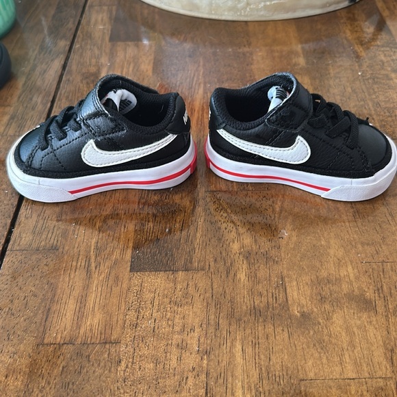 Nike baby shoes - Picture 3 of 3